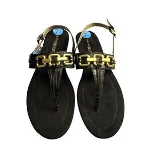 NEW Bandolino Nonnie T-Strap Sandal Womens 7.5 Black Patent Gold Chain Accent